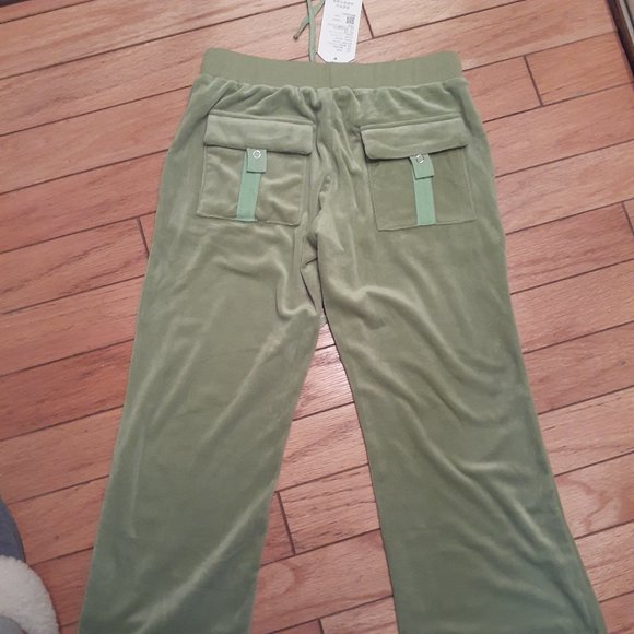 Velvet loose-fitting pants(NWT) - Picture 3 of 4